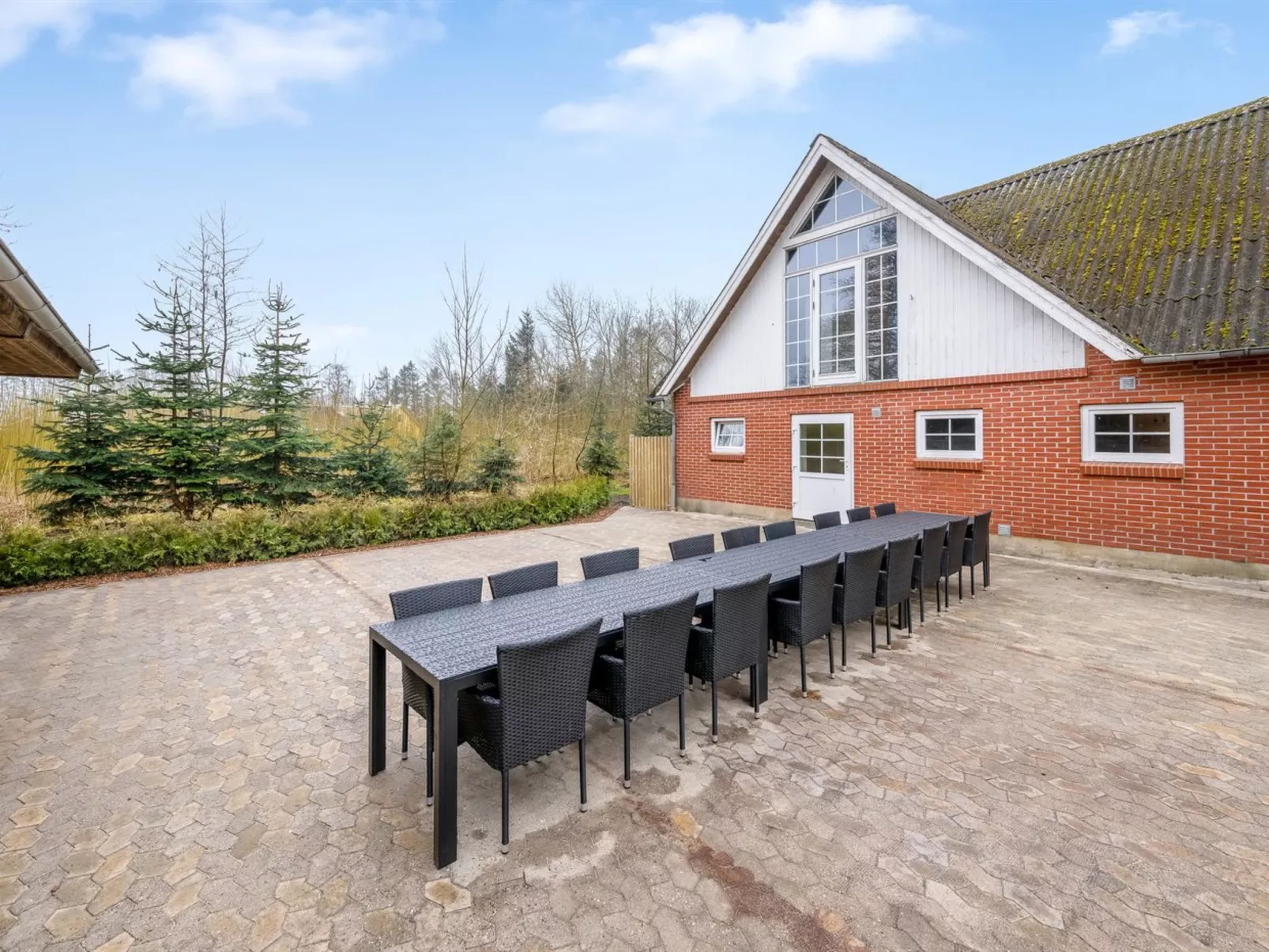 "Blaguna" - 9km to the fjord - Outside