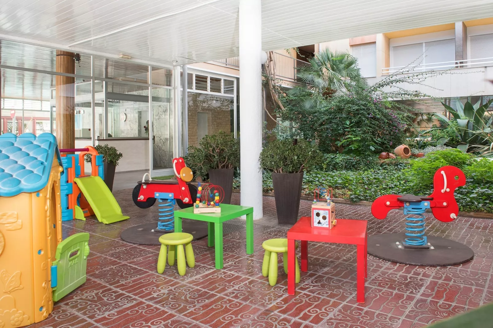 Costa d'Or 1/4/6 - Facilities