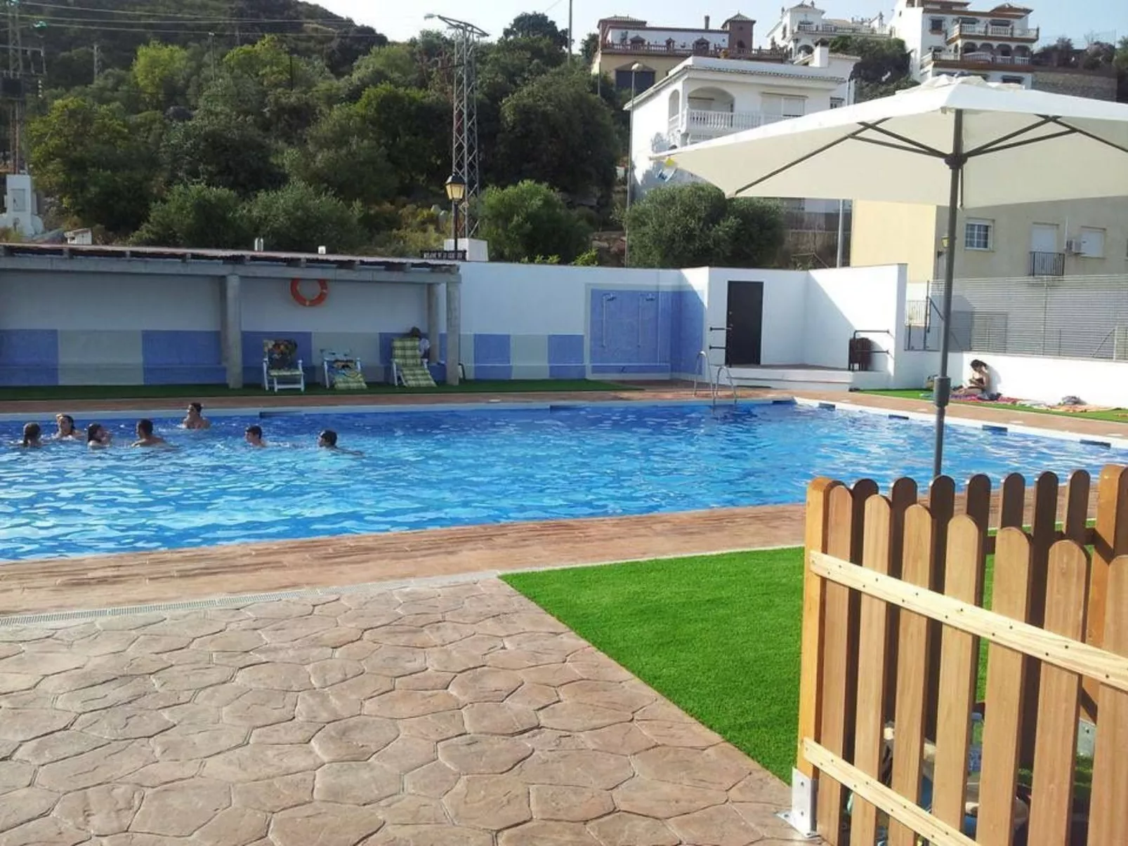 Mit Privatparkplatz - Dehors