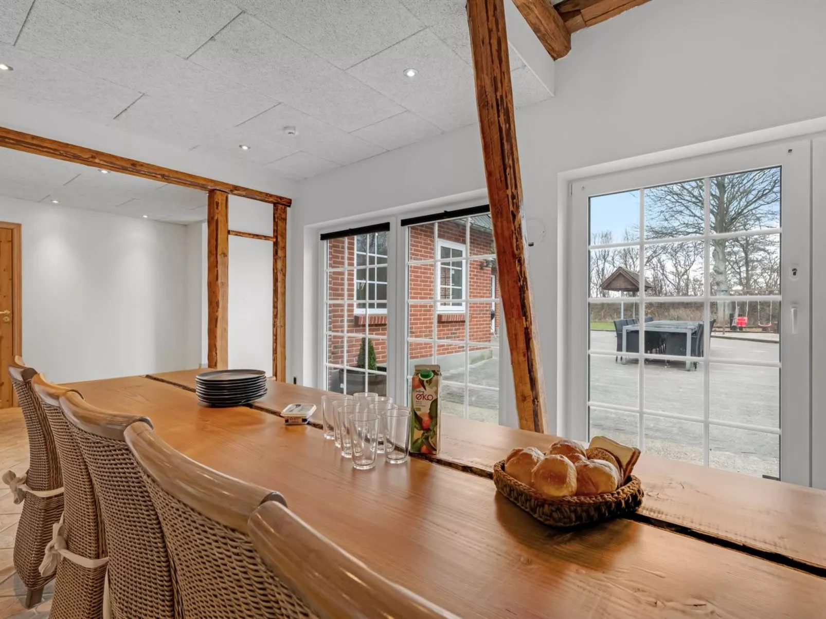 "Blaguna" - 9km to the fjord - Inside