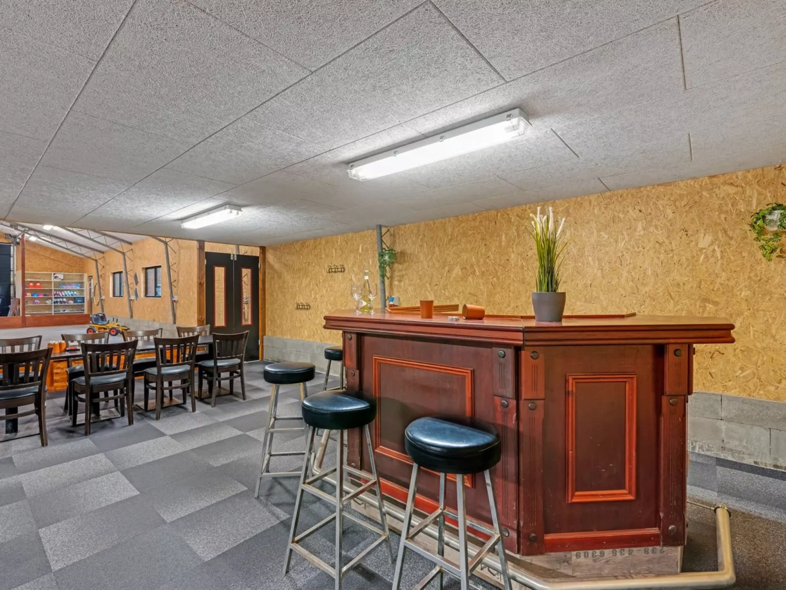 "Blaguna" - 9km to the fjord - Inside