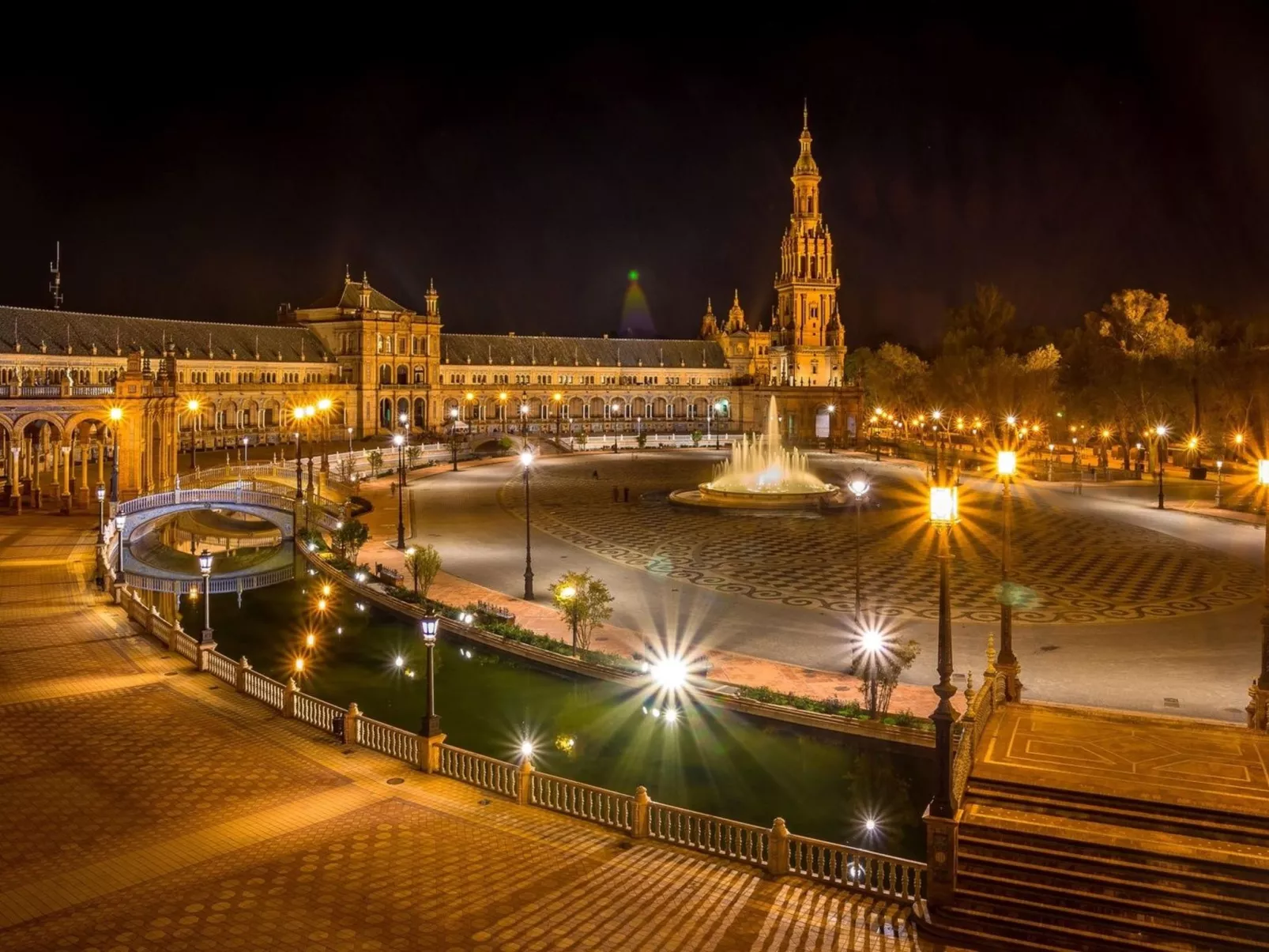 Mit Privatparkplatz - Dehors