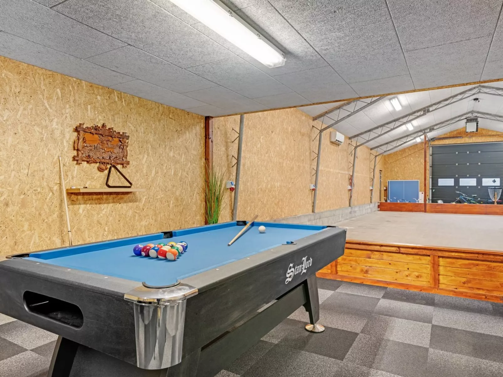 "Blaguna" - 9km to the fjord - Inside