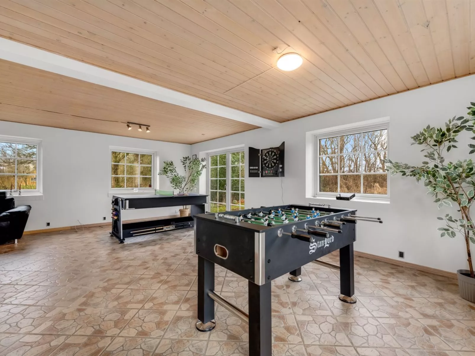 "Blaguna" - 9km to the fjord - Inside