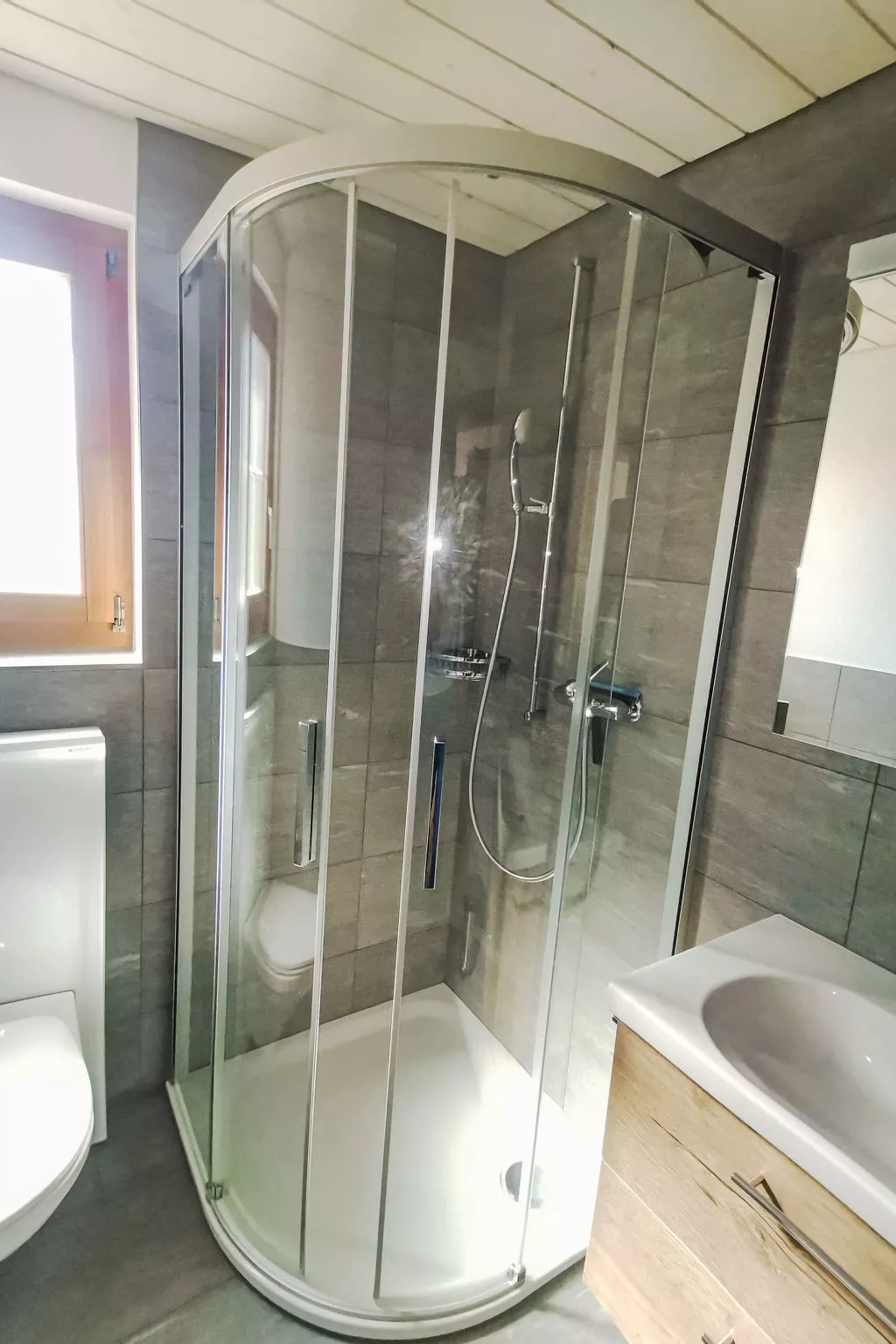 Gemütliche FeWo - Dedans