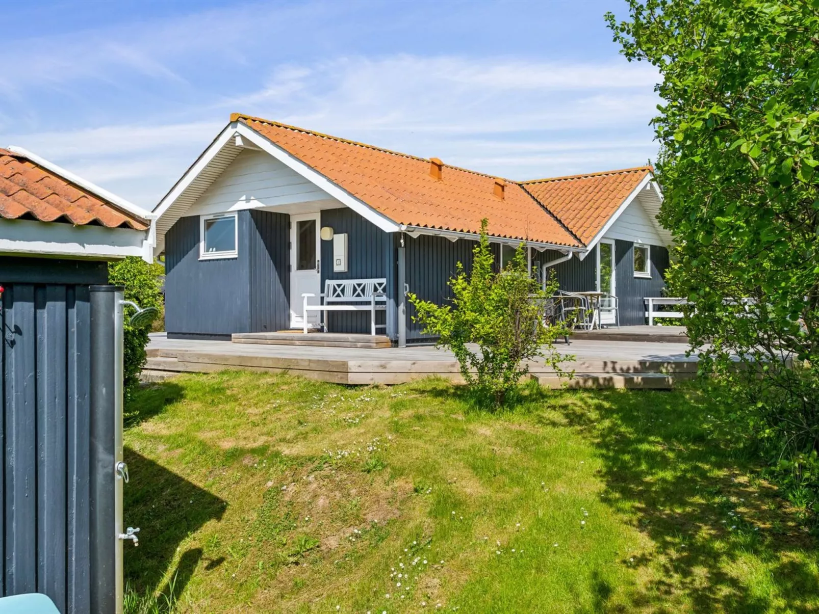 "Caranus" - 120m from the sea