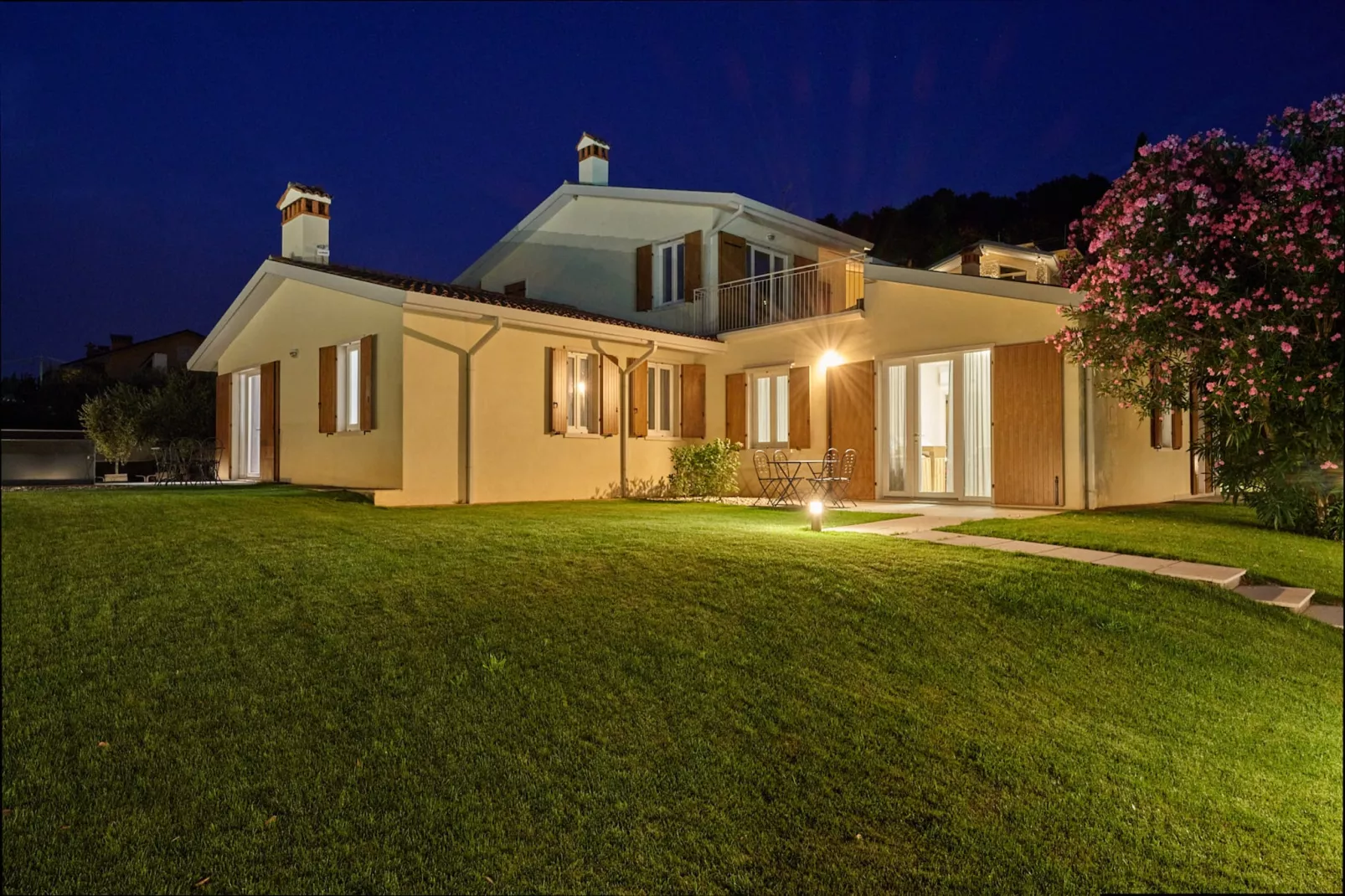 Green Park Residence - 3 Nächte - Exterior in summer