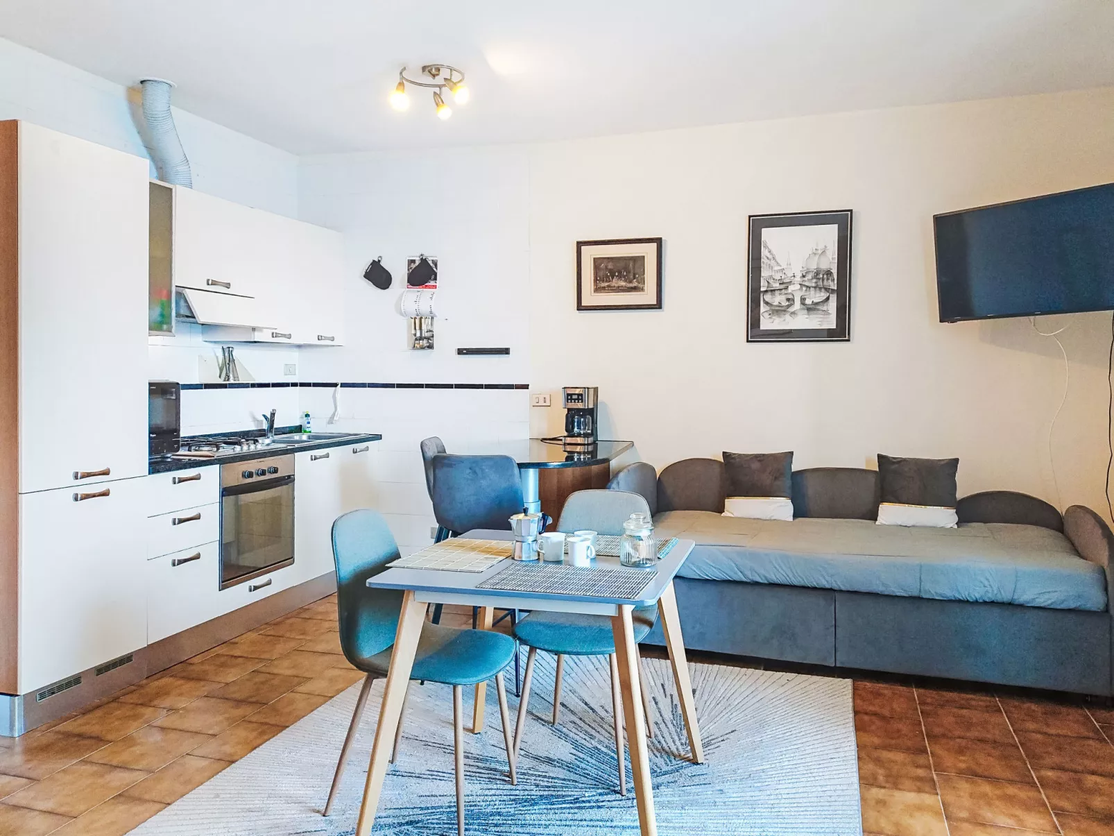 Leonard Lake - Inside