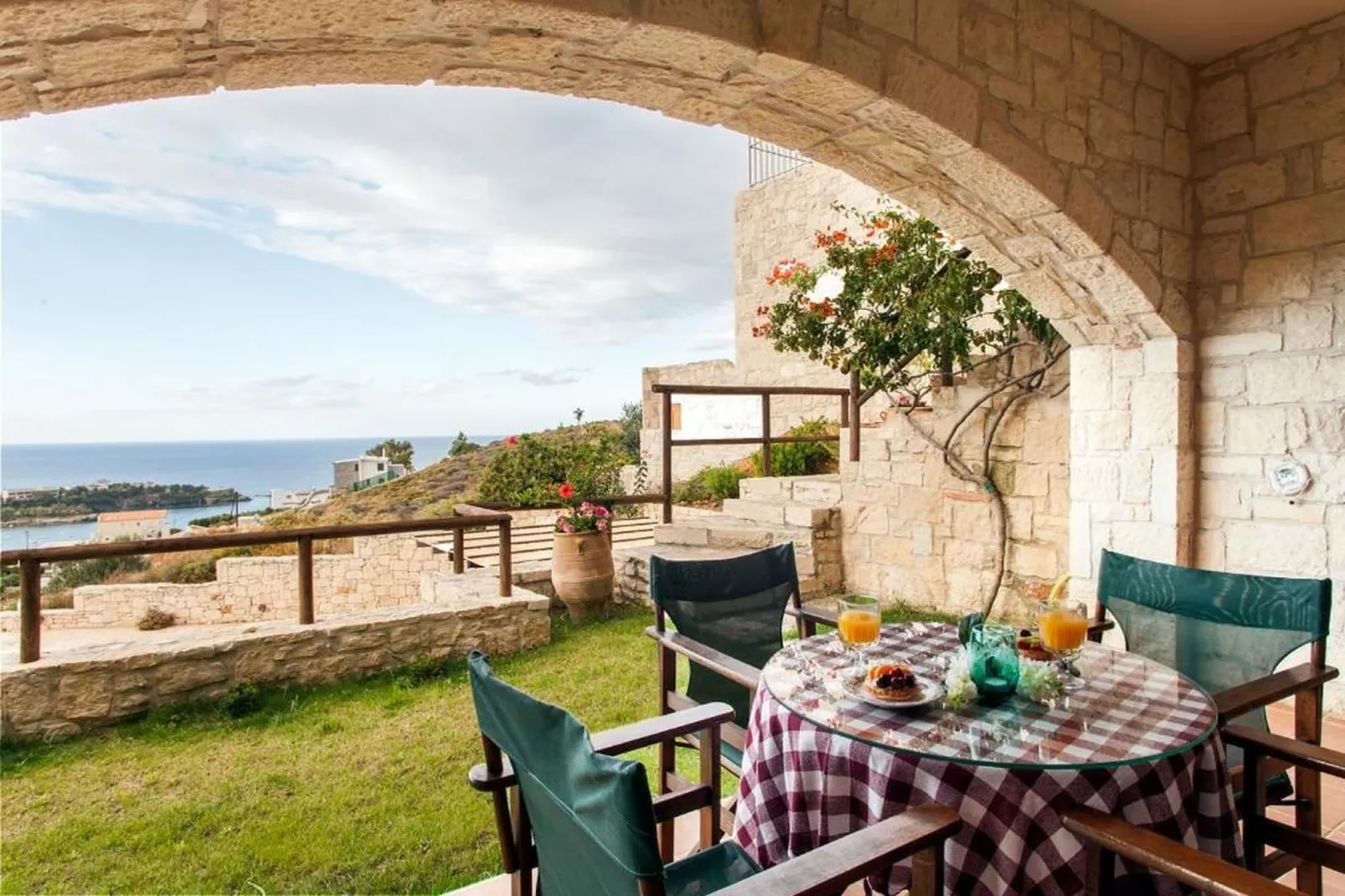 Villa Rafaello - Terrace balcony