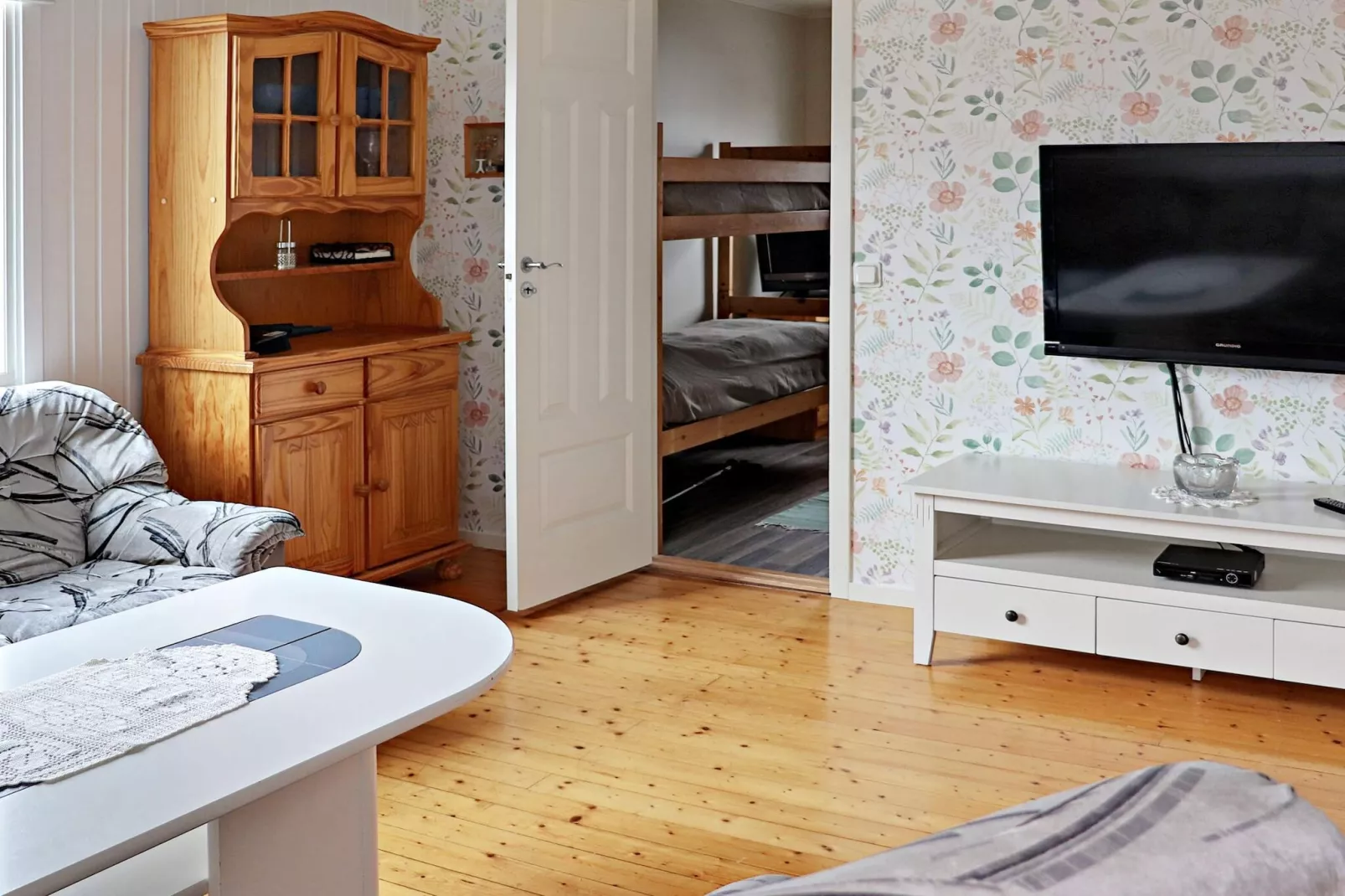 8 person holiday home in TRÄSLÖVSLÄGE - Indoor