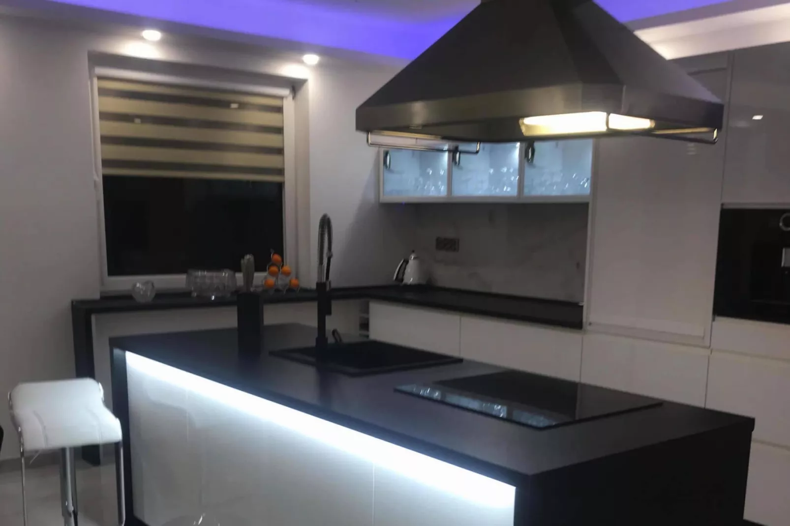 Dom wakacyjny dla 15 osób z basenem Sieciemin-Kitchen