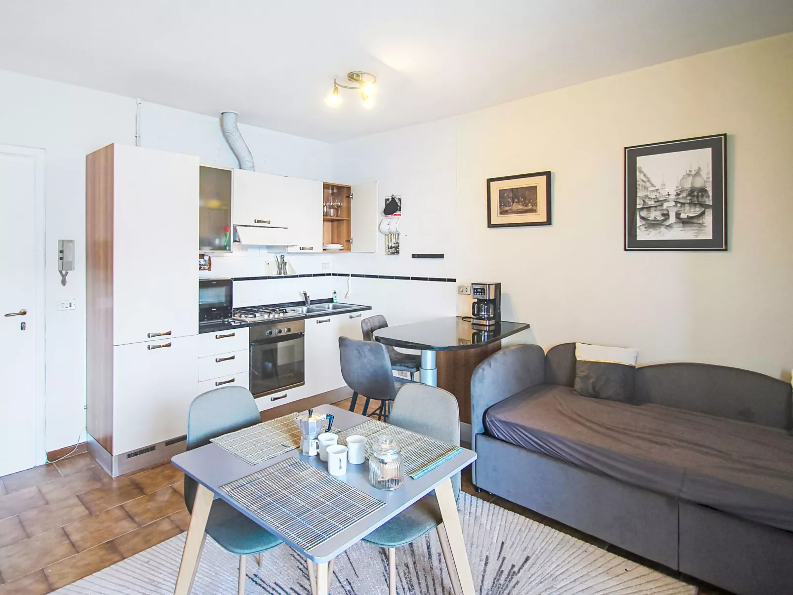 Leonard Lake - Inside