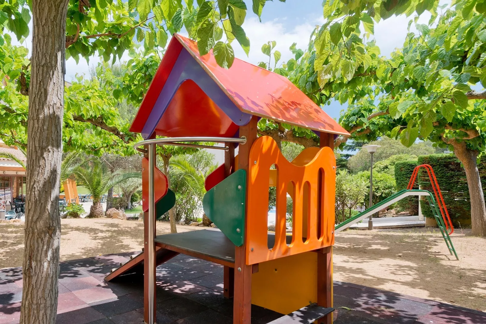 Estudio Tossa de Mar 2/2/3 - Gardens in summer