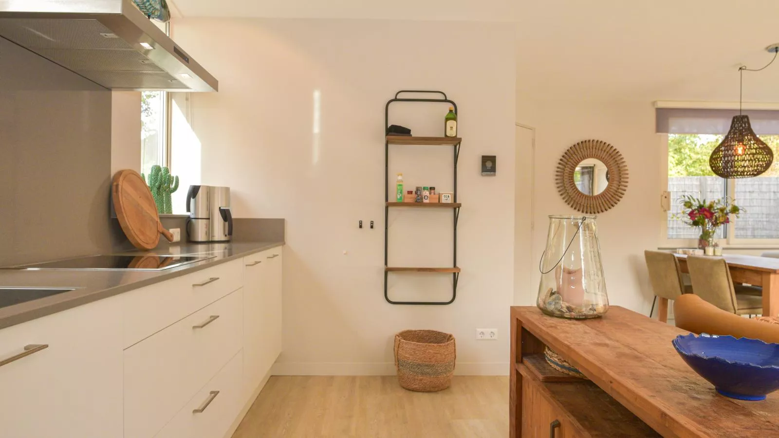 Beach House Banjaard - Kitchen