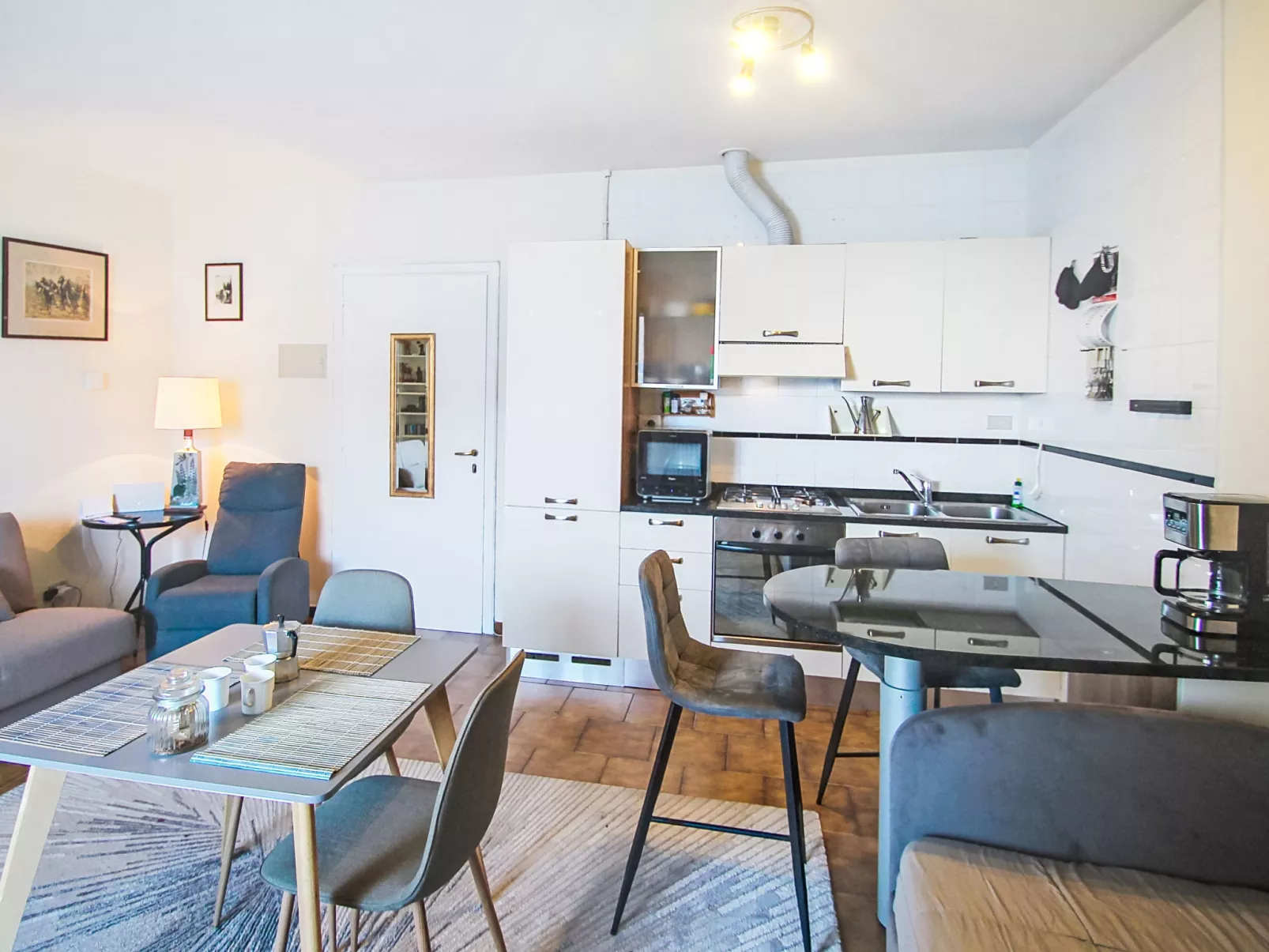 Leonard Lake - Inside