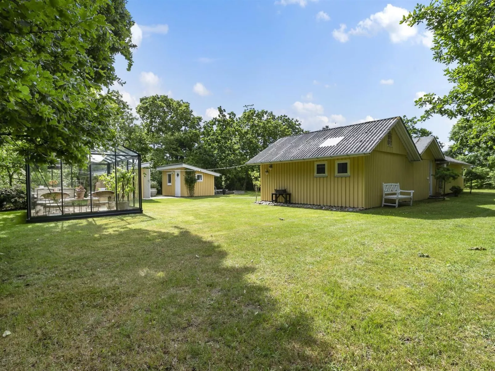 "Holmsten" - 250m to the fjord - Outside