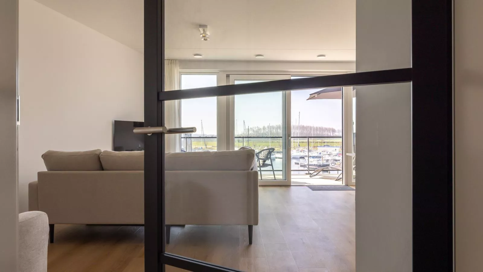 Marina Relax Suite Kortgene - Living room