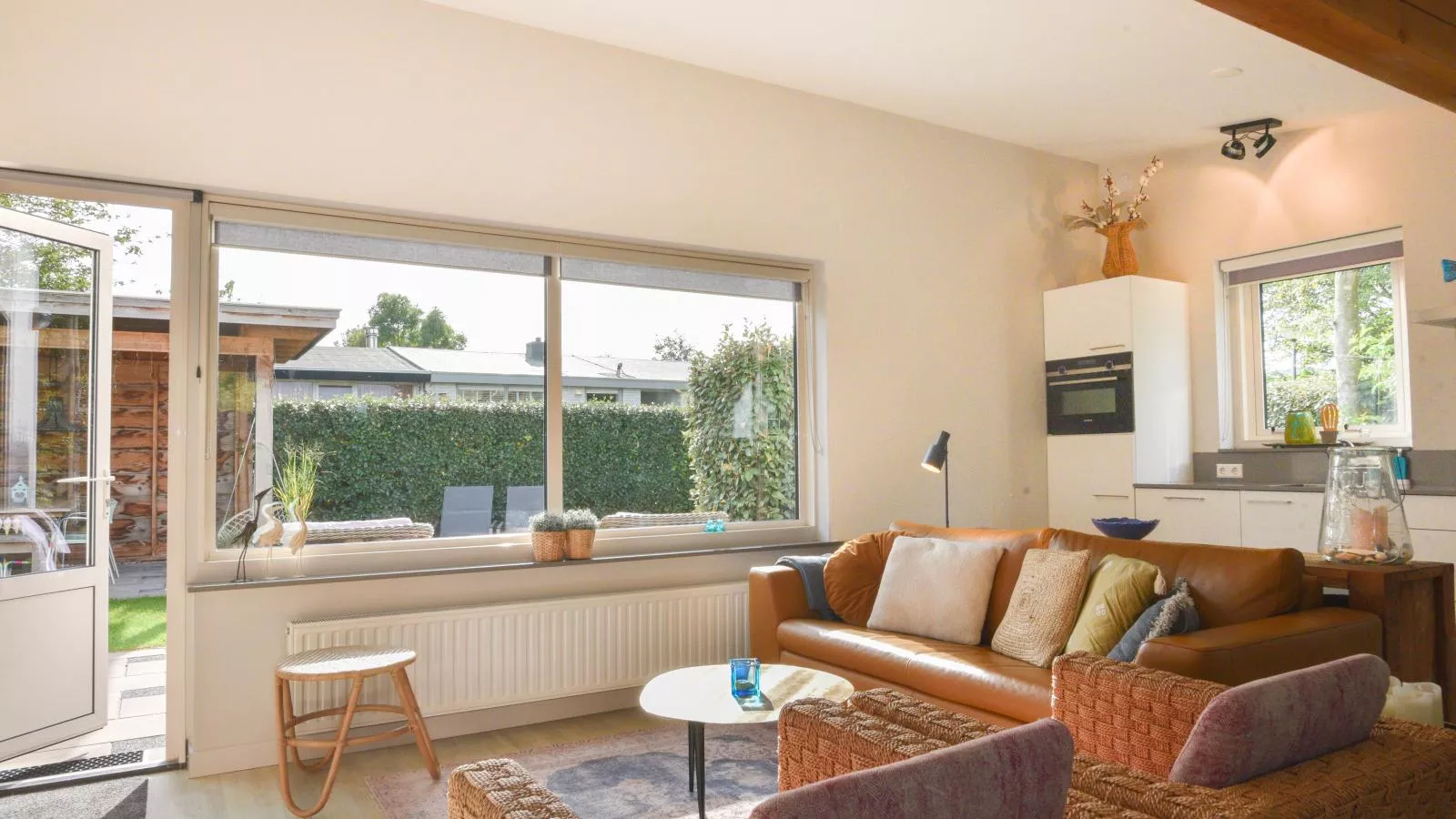 Beach House Banjaard - Living room