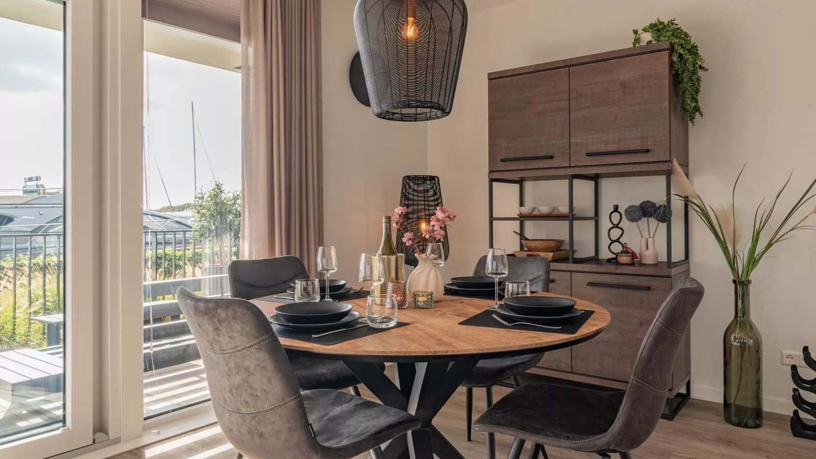 Het Havenverblijf - Salle à manger