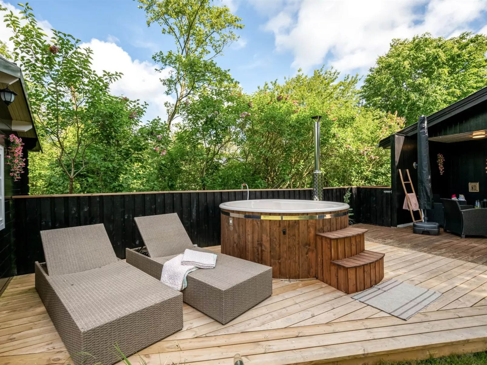 "Nelina" - 950m to the fjord - Dedans