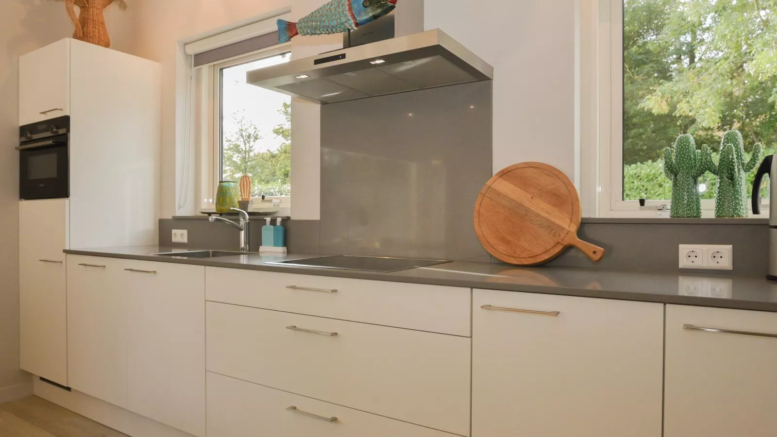 Beach House Banjaard - Kitchen