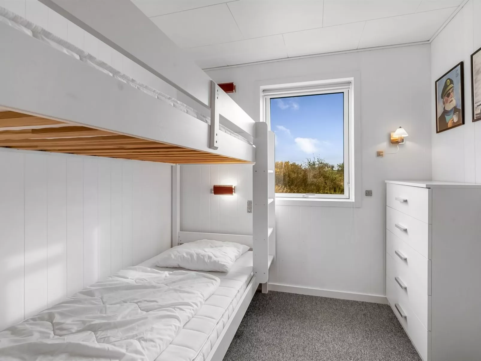 "Eloise" - 400m from the sea - Inside