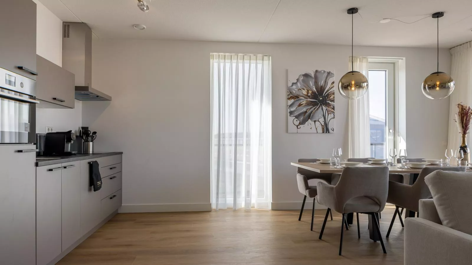 Marina Spa View Kortgene - Kitchen