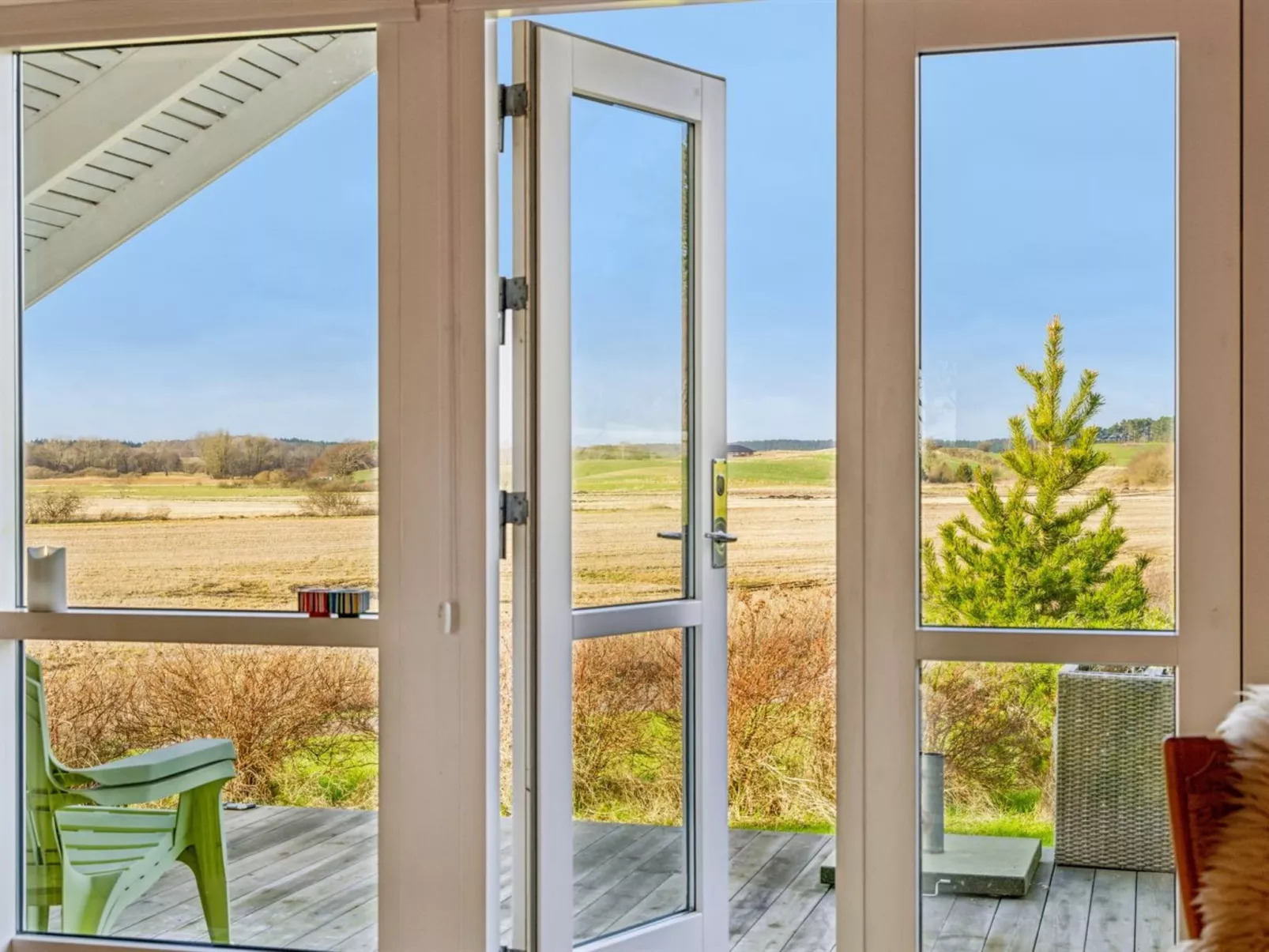 "Caranus" - 120m from the sea - Outside