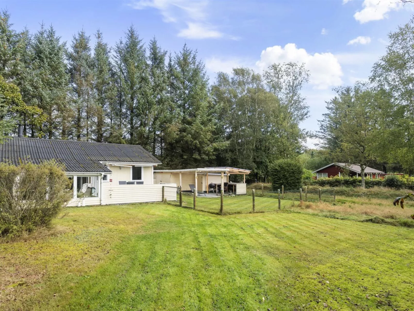 "Ansfried" - 900m from the sea - Outside