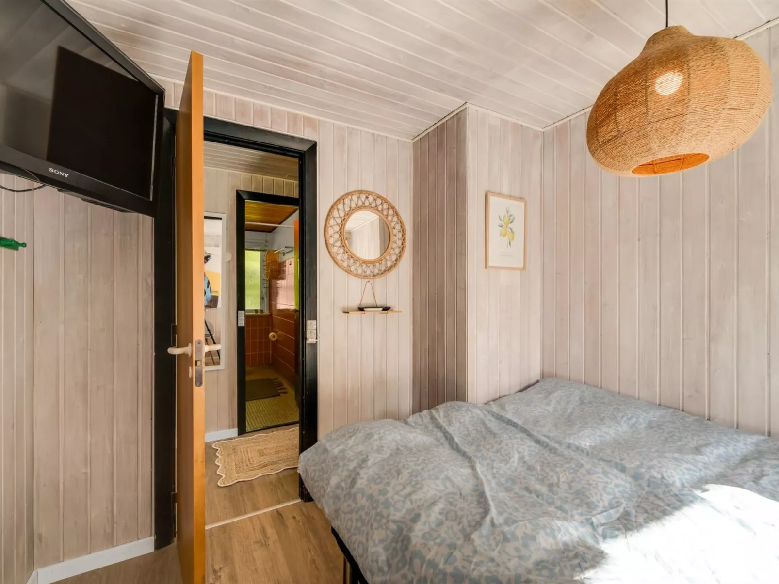 "Nelina" - 950m to the fjord - Dedans