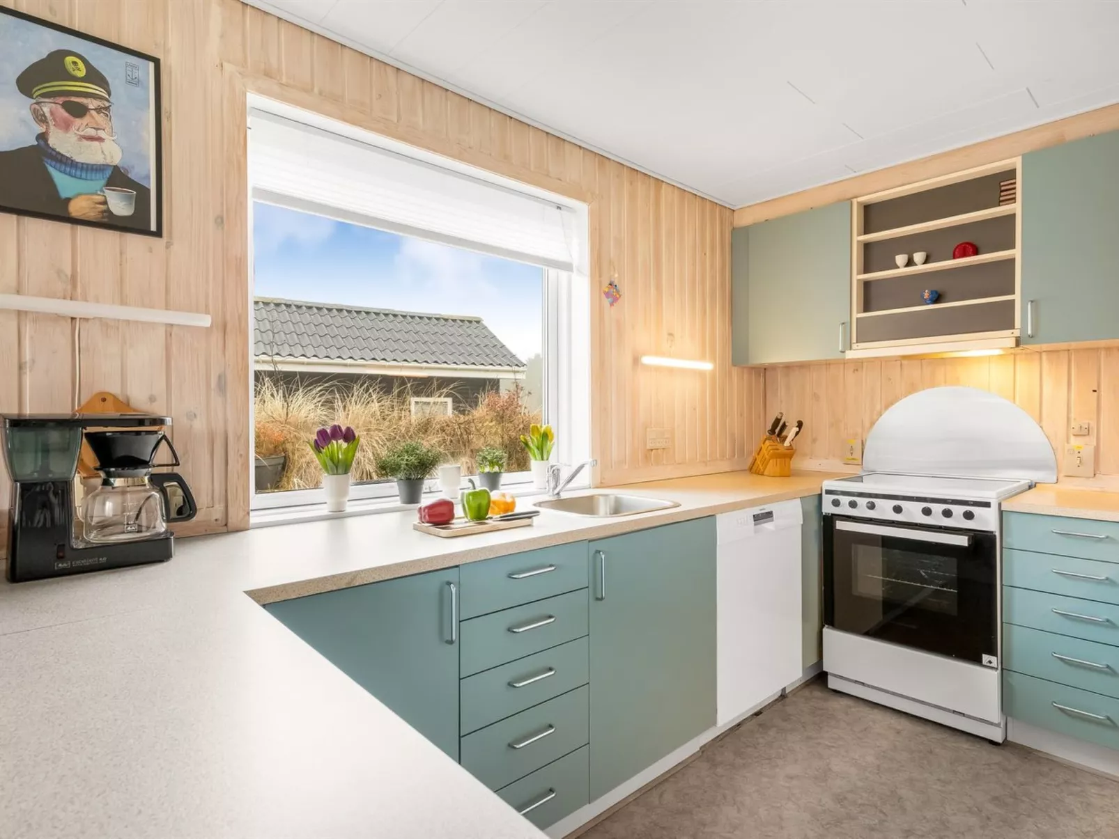 "Eloise" - 400m from the sea - Inside