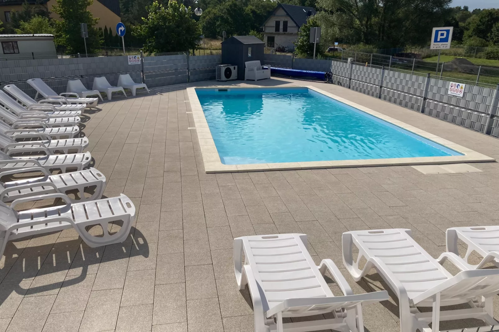 Domy wakacyjne z basenem letnim dla max 4 osób Jarosławiec - Swimming pool