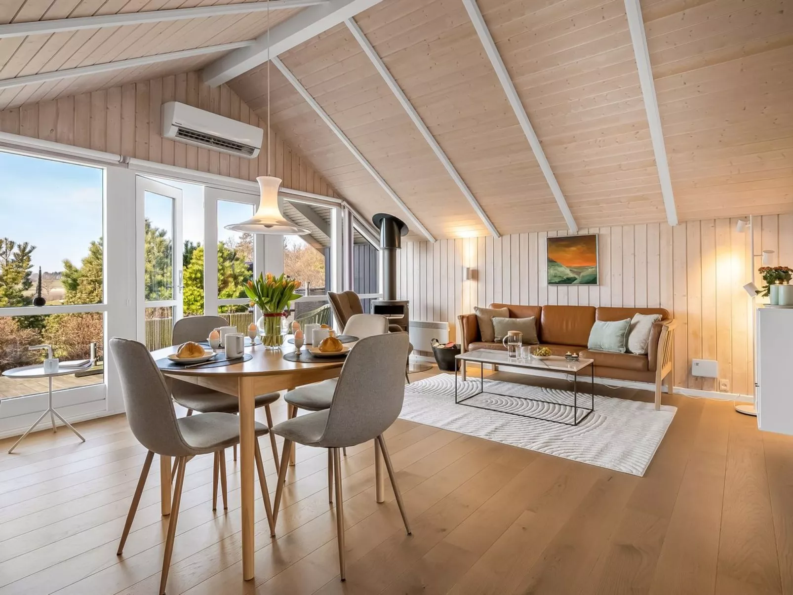 "Caranus" - 120m from the sea - Inside