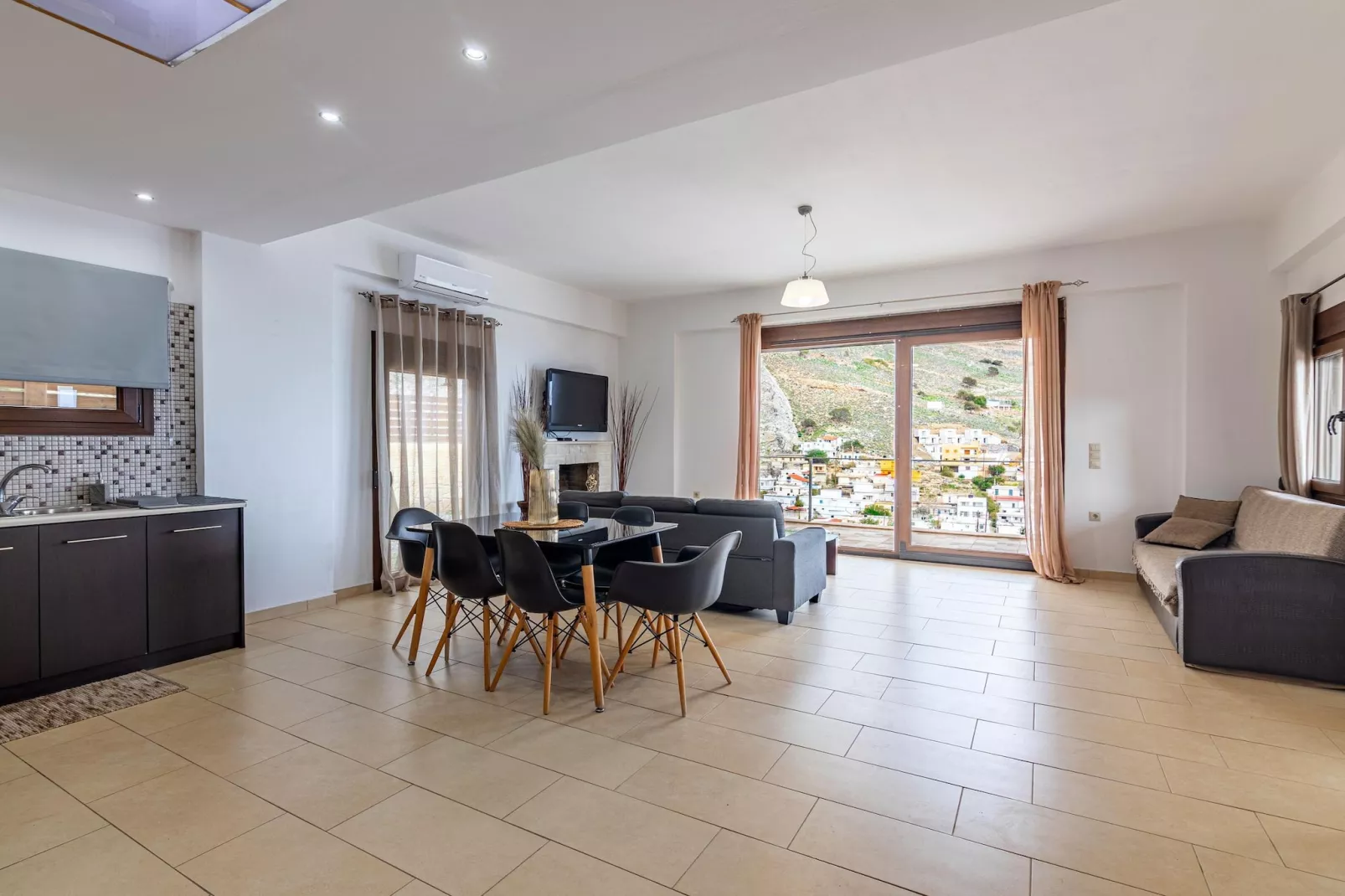 Sea View Villa Emmanuela - Dining room