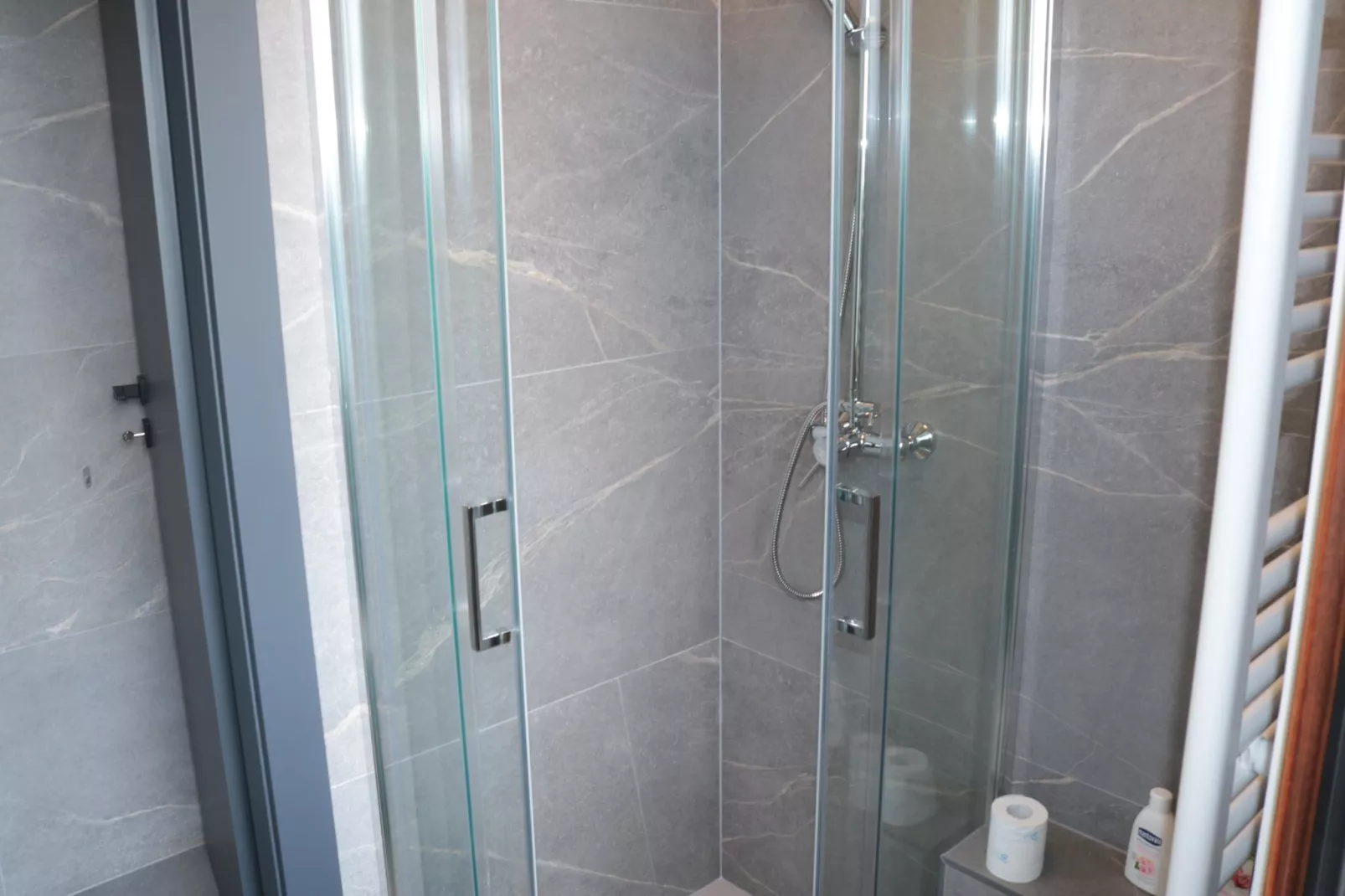 Sole del Garda V7 - Badezimmer