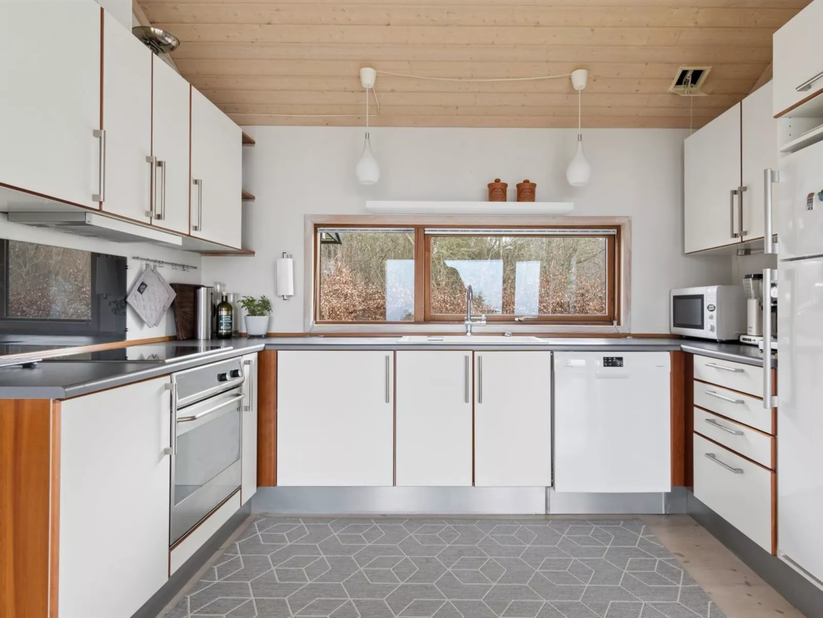 "Heike" - 650m from the sea - Drinnen