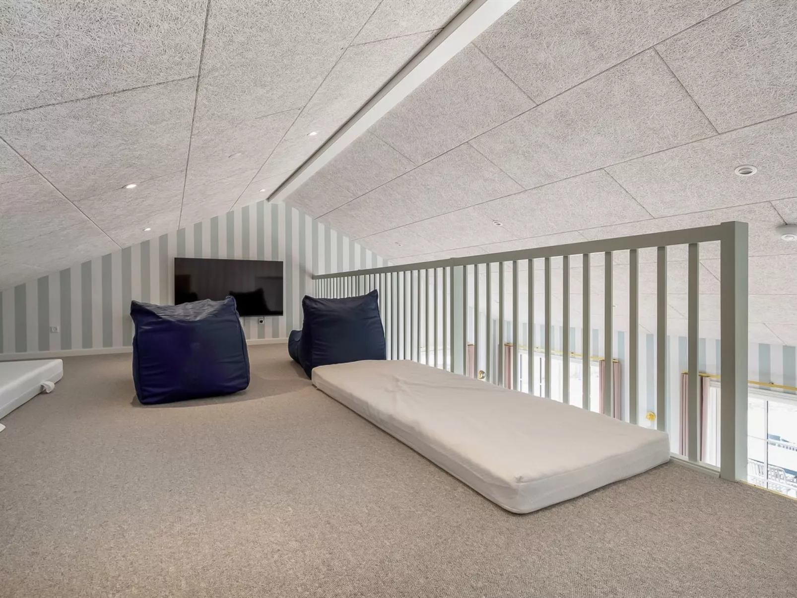 "Delan" - 650m from the sea - Inside