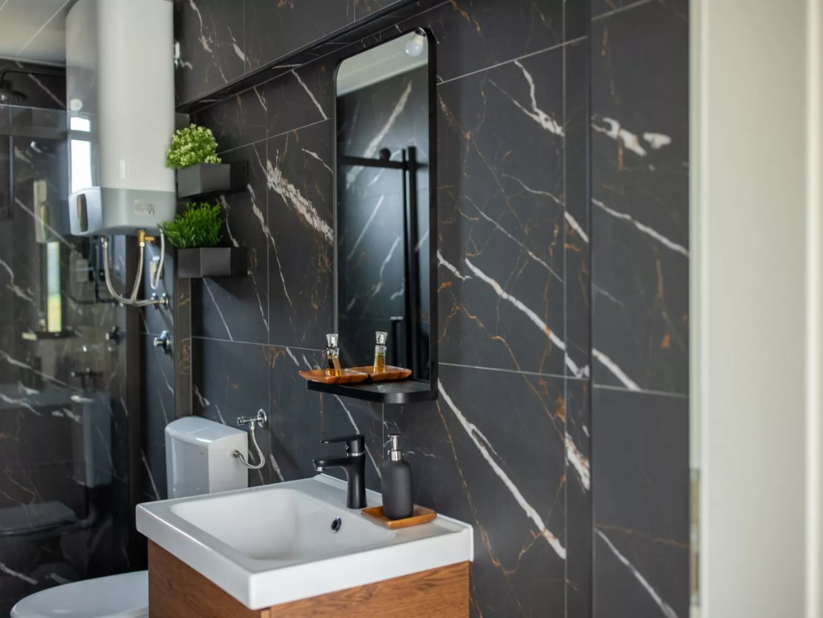 House AdaliA - Drinnen