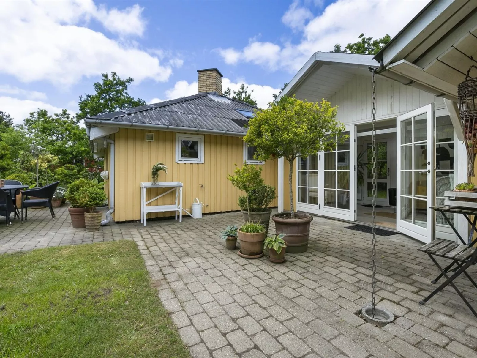 "Holmsten" - 250m to the fjord - Outside