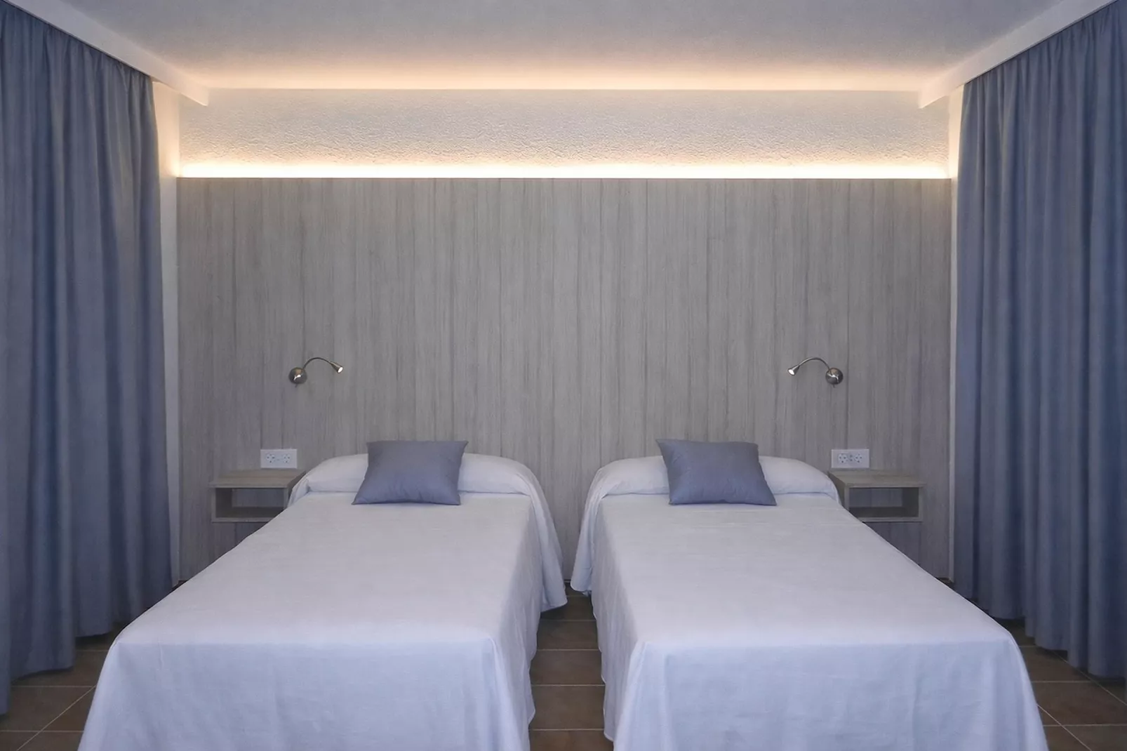 Estudio Tossa de Mar 2/2/3 - Bedroom