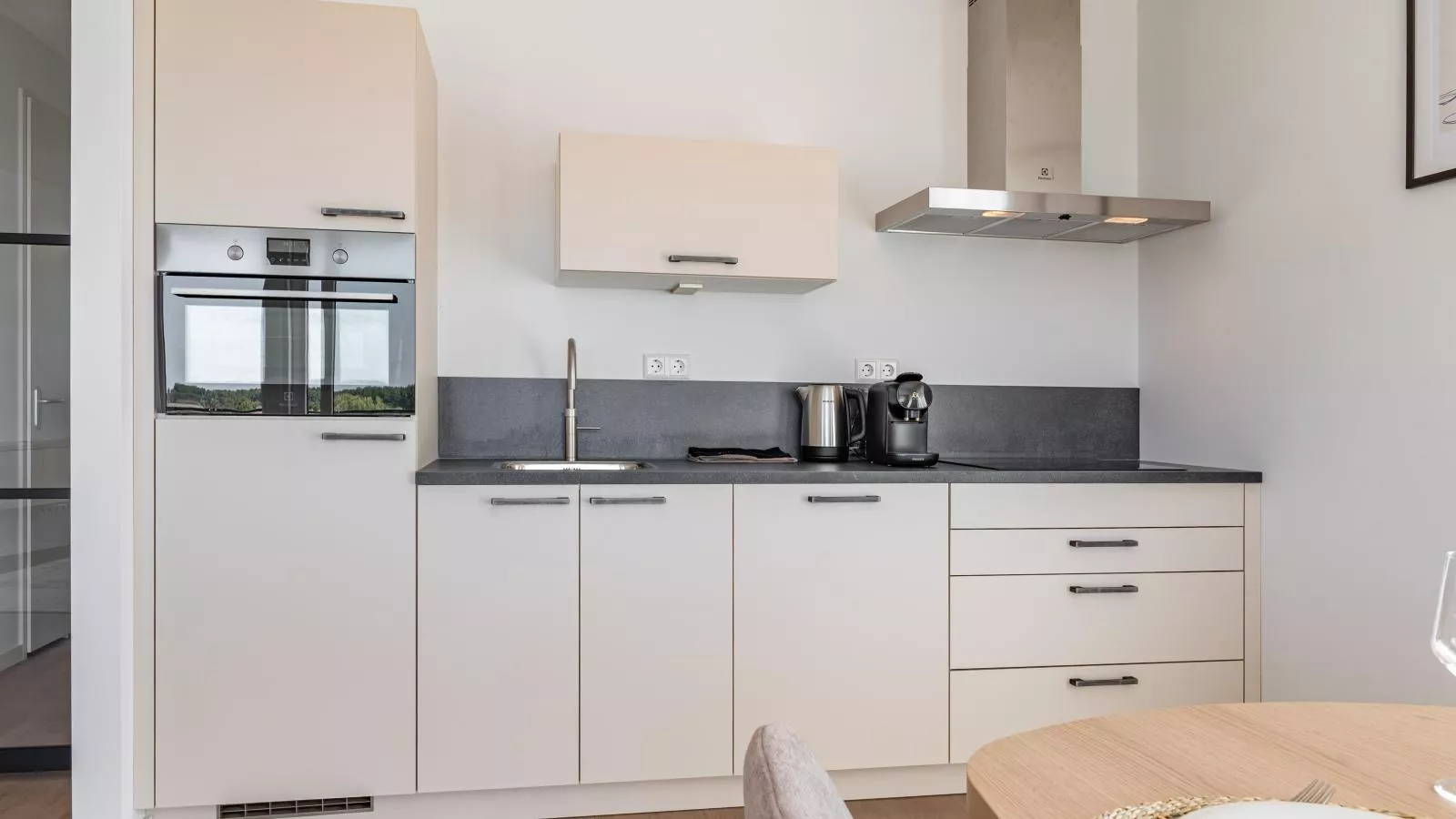 Marina Penthouse Kortgene - Kitchen