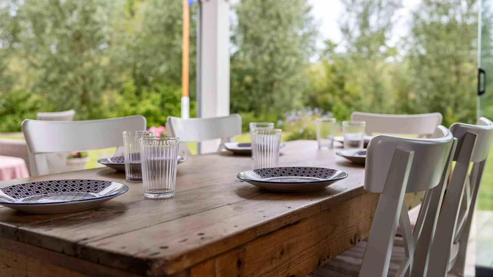 Zeeuwse Polderlodge - Gardens in summer