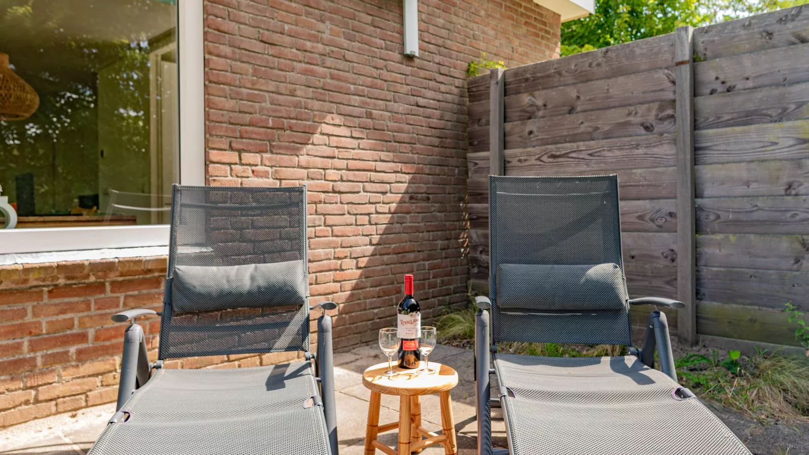 Zilte Duinvilla - Gardens in summer