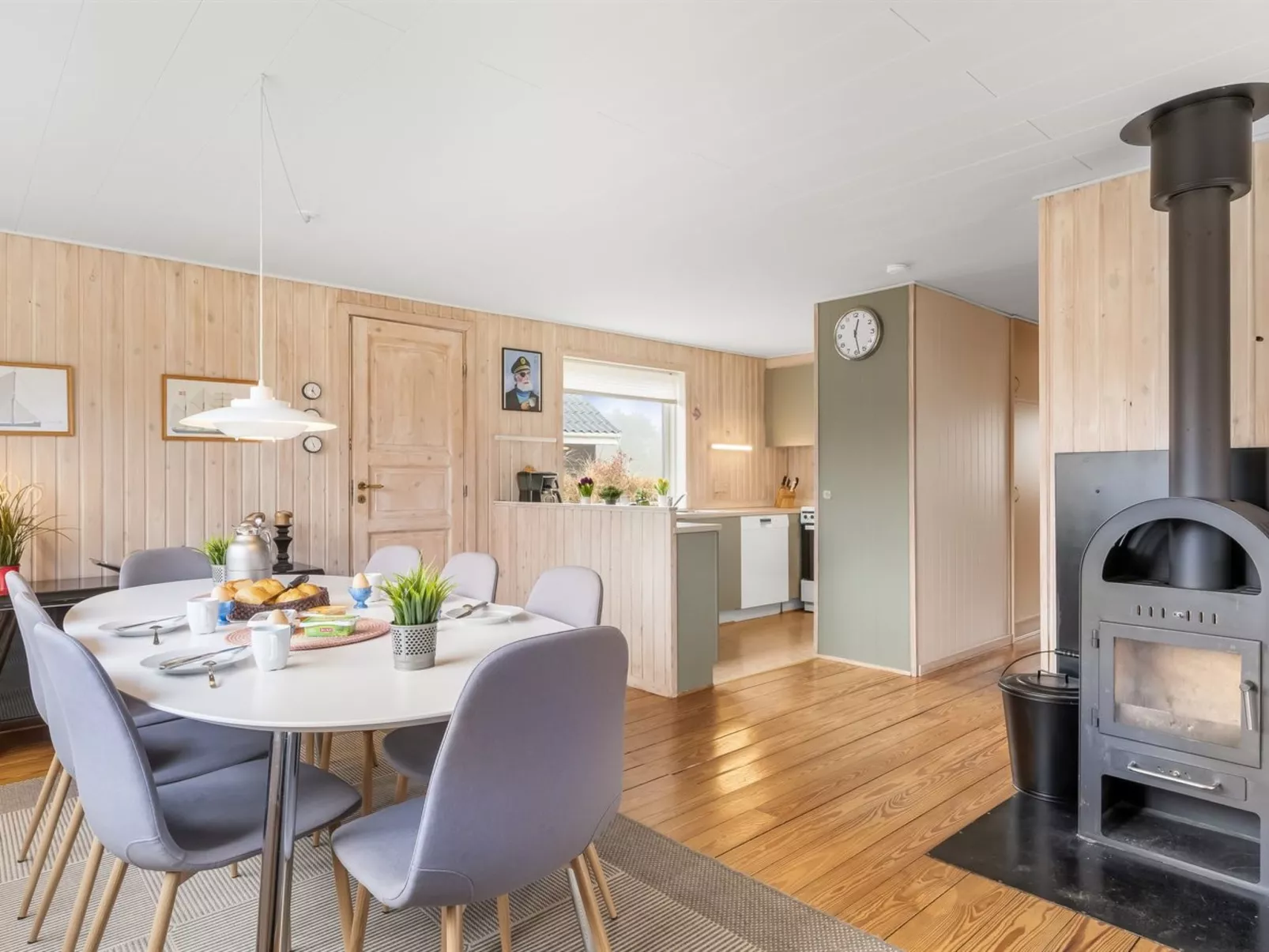 "Eloise" - 400m from the sea - Inside