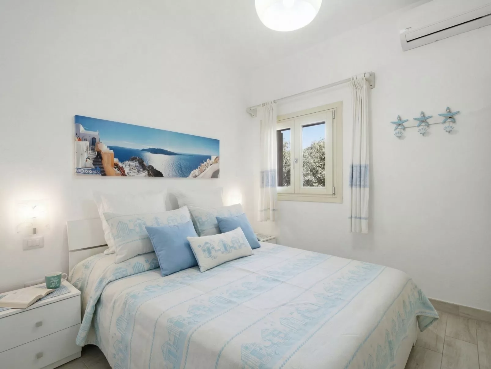 Anita Bados - Dedans