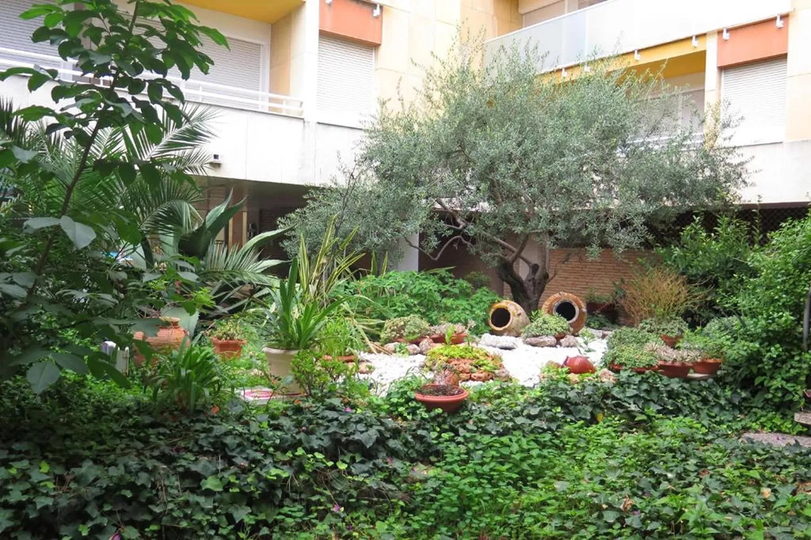 Costa d'Or 2/4/6 - Gardens in summer