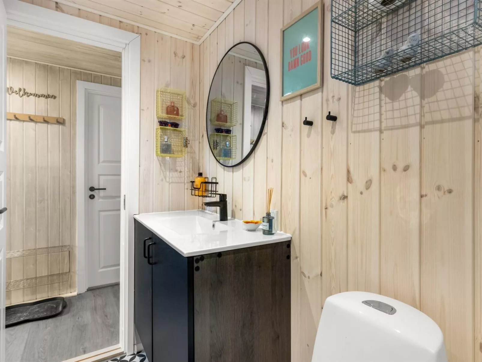 "Nelina" - 950m to the fjord - Dedans