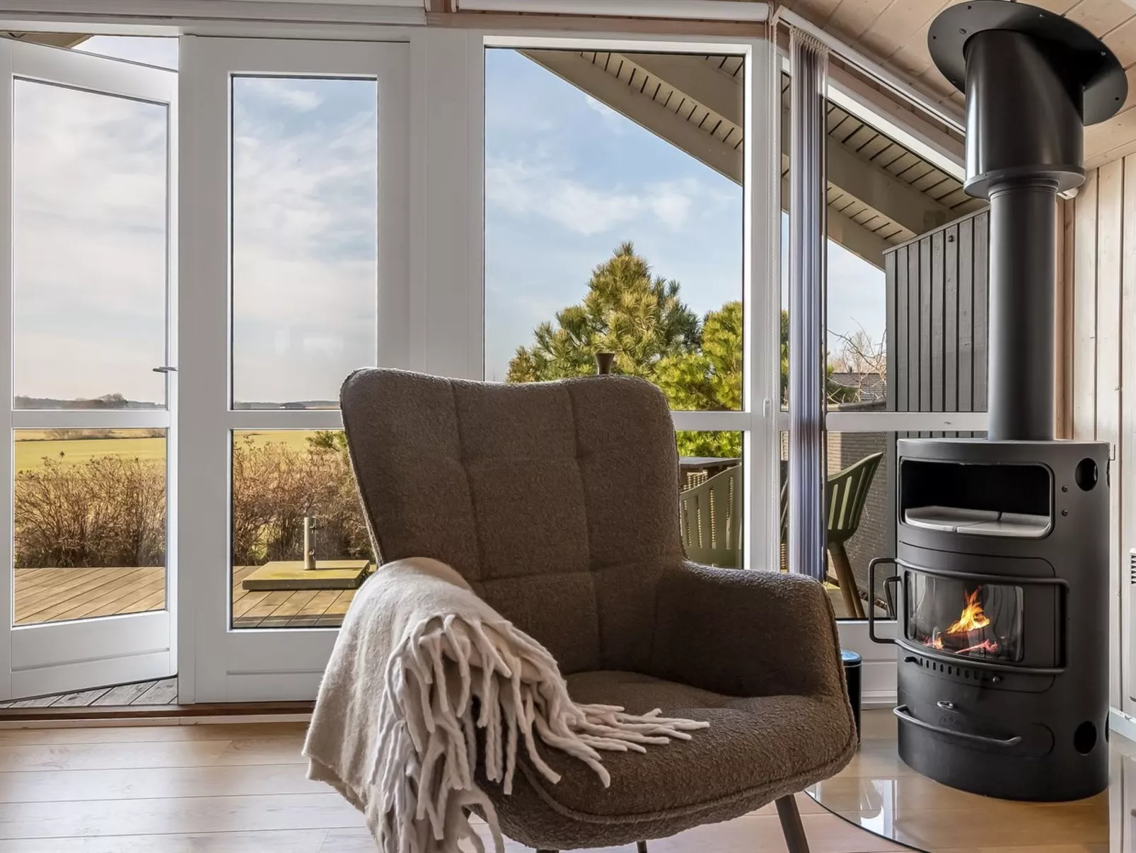 "Caranus" - 120m from the sea - Inside