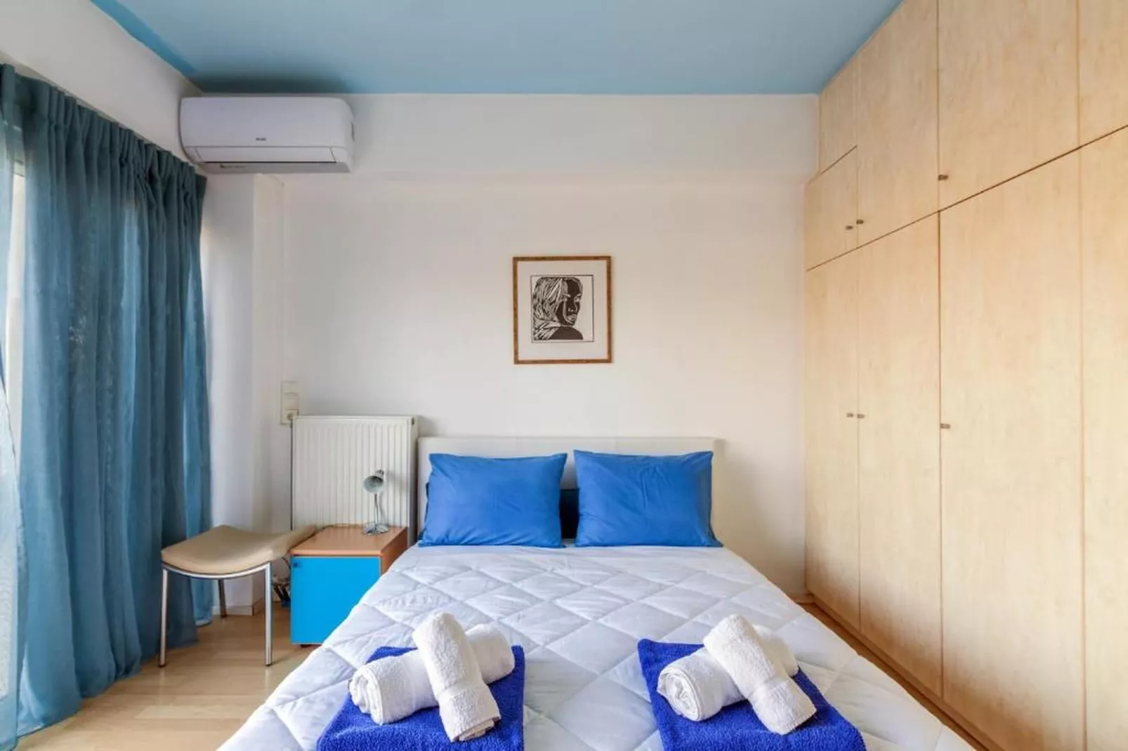 WhiteBlue Spa Villa - Bedroom