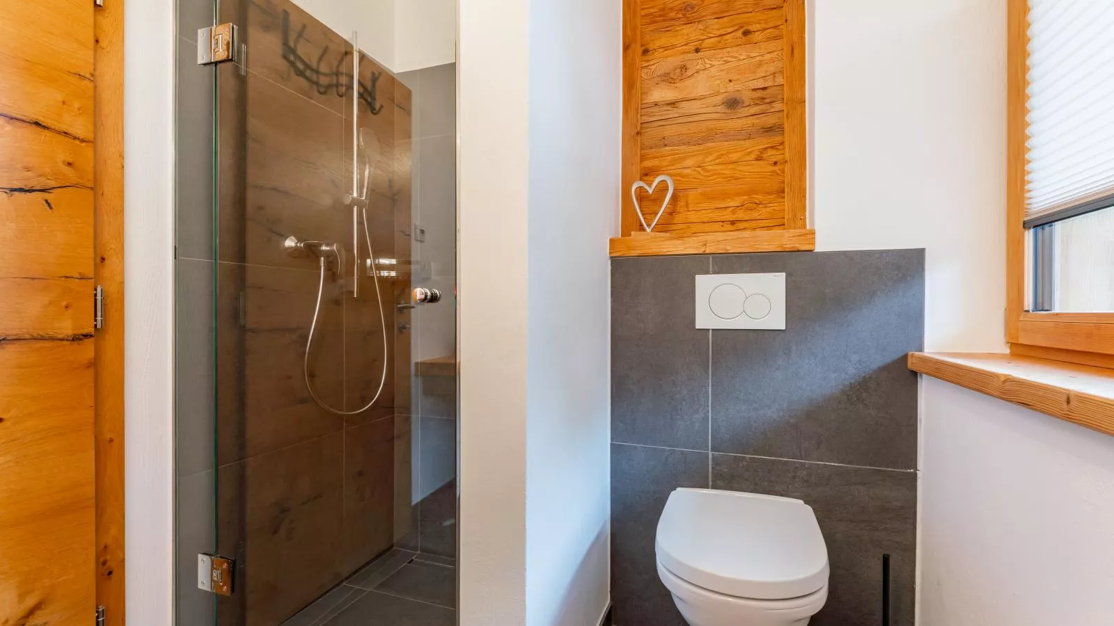 Tauernapart II - Bathroom